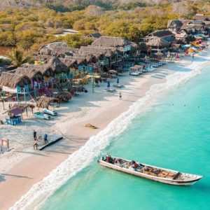 Tour Aviario y Playa Blanca, Bus