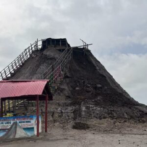 TOUR VOLCAN DEL TOTUMO HOTEL CON PISCINA Y PLAYA